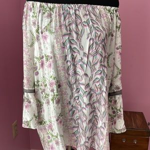 Beautiful boho-type top.